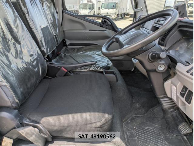 Mitsubishi CANTER 2020-02 8229184-23
