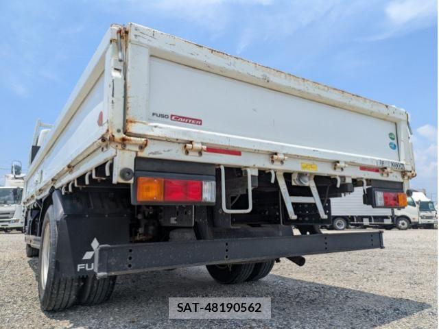 Mitsubishi CANTER 2020-02 8229184-5