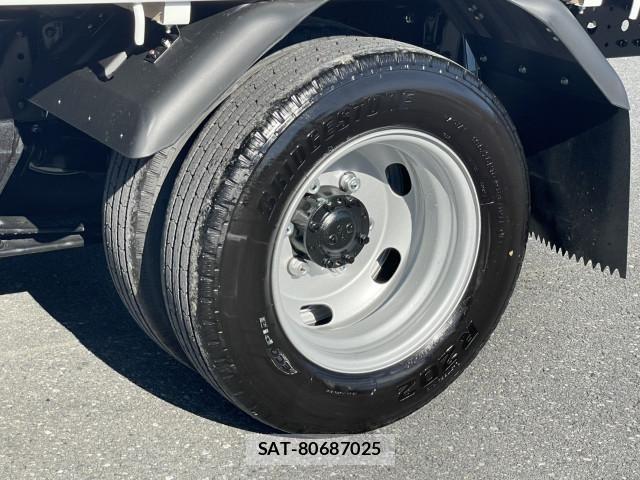 Mitsubishi CANTER 2025-10 8229146-6