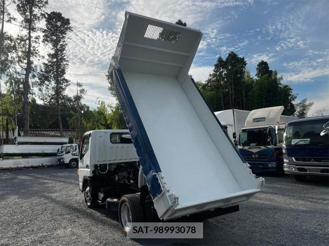 Mitsubishi CANTER 2019-07 8229189-11