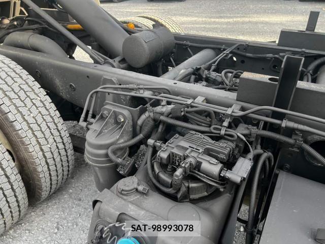 Mitsubishi CANTER 2019-07 8229189-18