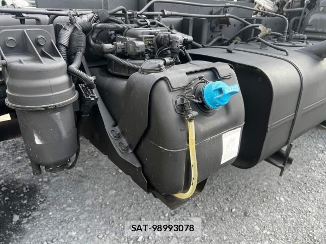 Mitsubishi CANTER 2019-07 8229189-23