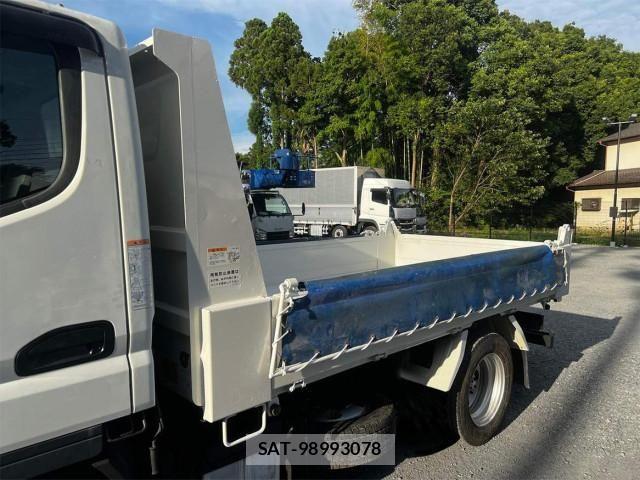 Mitsubishi CANTER 2019-07 8229189-7