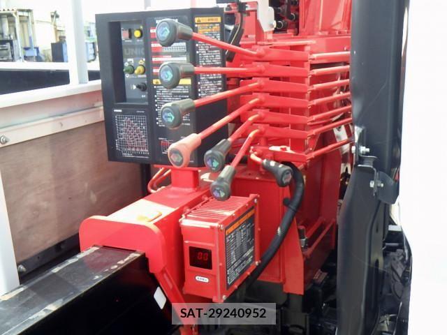 Mitsubishi CANTER 2017-02 8229130-10