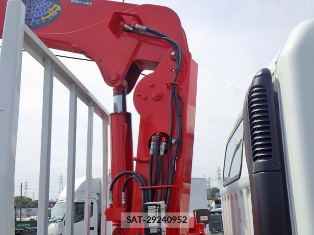 Mitsubishi CANTER 2017-02 8229130-12