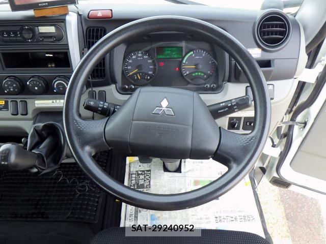 Mitsubishi CANTER 2017-02 8229130-17