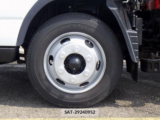 Mitsubishi CANTER 2017-02 8229130-22
