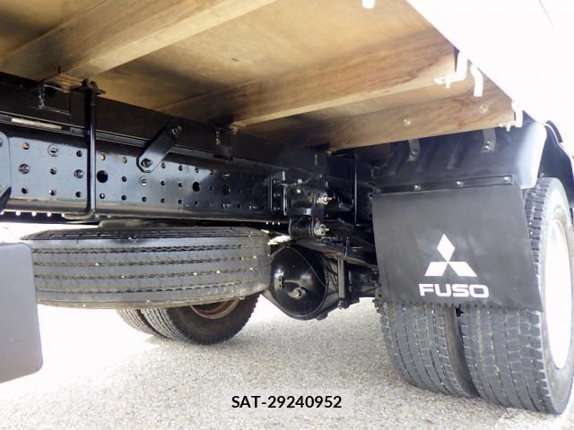 Mitsubishi CANTER 2017-02 8229130-24