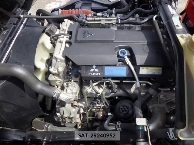 Mitsubishi CANTER 2017-02 8229130-27