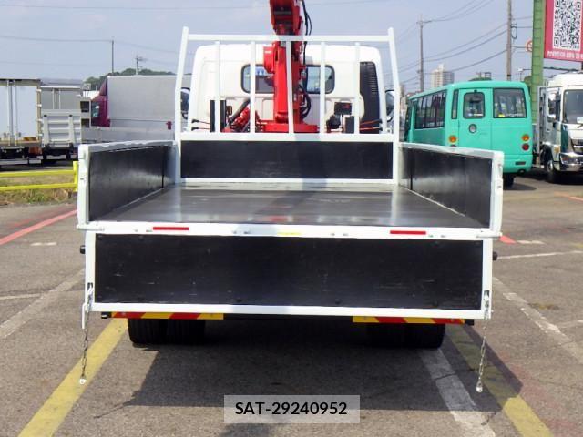 Mitsubishi CANTER 2017-02 8229130-6