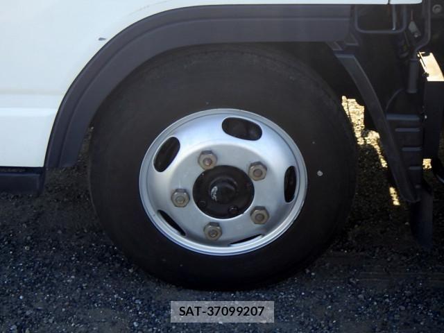 Mitsubishi CANTER 2018-03 8229173-17