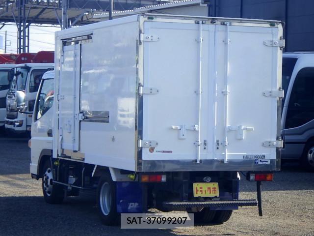 Mitsubishi CANTER 2018-03 8229173-24