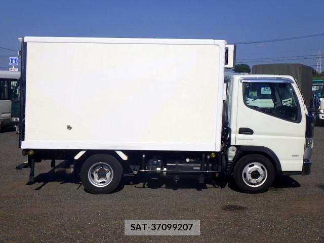 Mitsubishi CANTER 2018-03 8229173-4