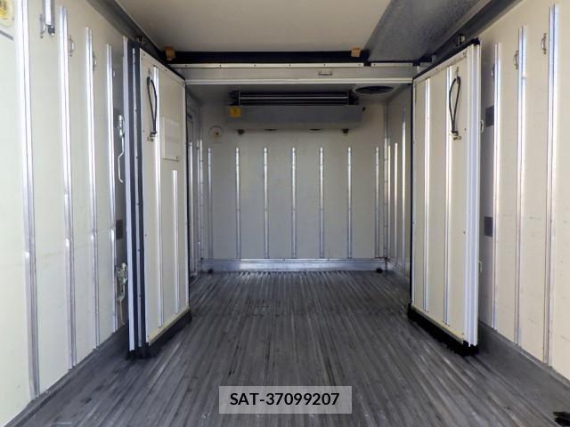 Mitsubishi CANTER 2018-03 8229173-7