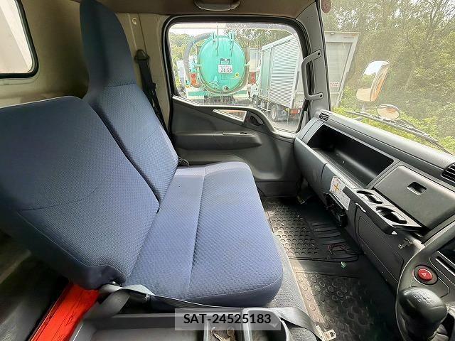 Mitsubishi CANTER 2009-08 8229179-28