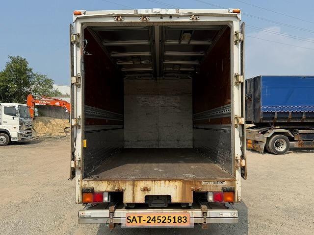 Mitsubishi CANTER 2009-08 8229179-6
