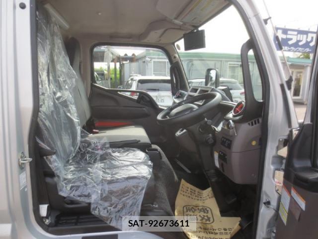 Mitsubishi CANTER 2024-08 8229144-12