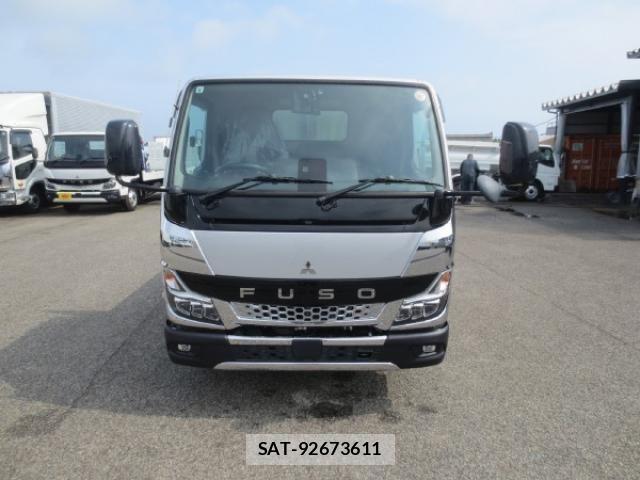 Mitsubishi CANTER 2024-08 8229144-5