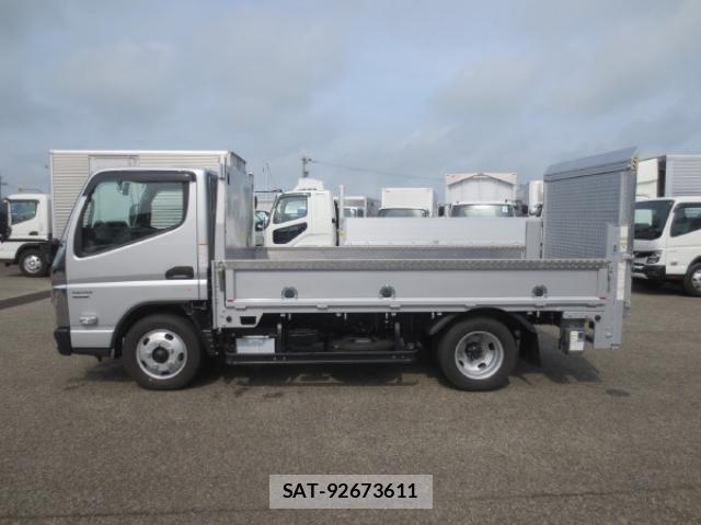 Mitsubishi CANTER 2024-08 8229144-8