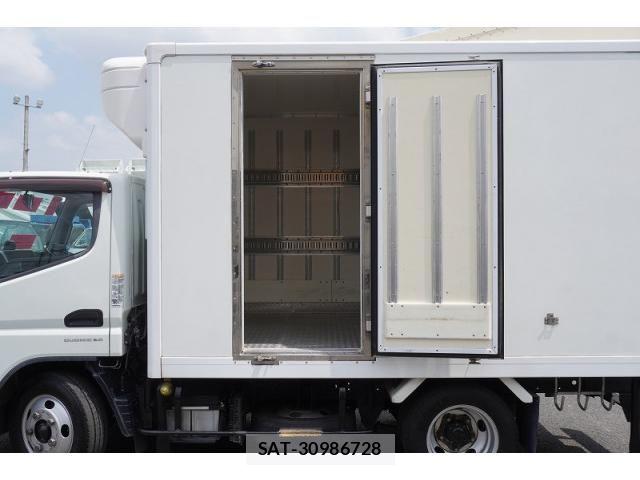 Mitsubishi CANTER 2018-07 8229174-17