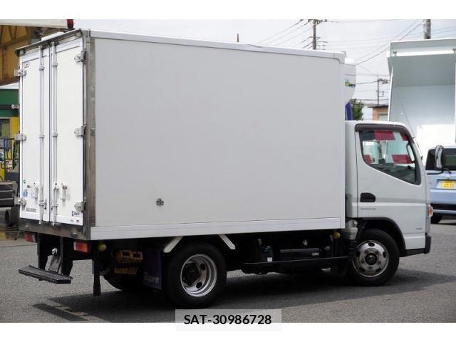 Mitsubishi CANTER 2018-07 8229174-7
