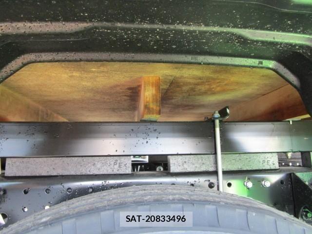 Mitsubishi CANTER 2024-10 8229133-12