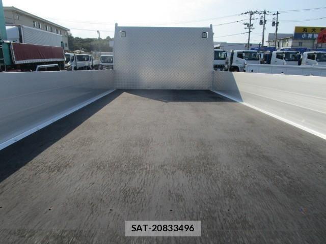 Mitsubishi CANTER 2024-10 8229133-16