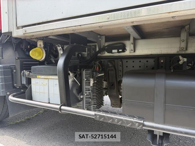 Mitsubishi CANTER 2017-08 8229167-11