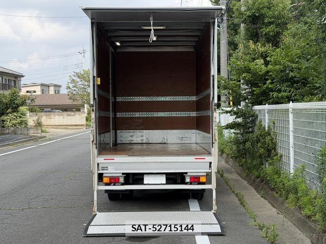 Mitsubishi CANTER 2017-08 8229167-6