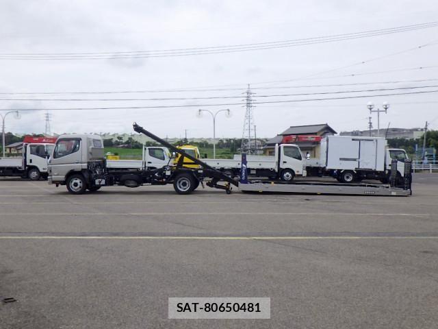 Mitsubishi CANTER 2025-05 8229123-3