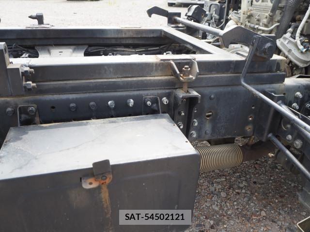 Mitsubishi CANTER 2012-05 8229140-12