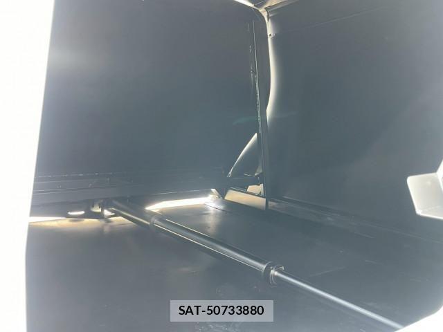 Mitsubishi CANTER 2026-03 8229122-13