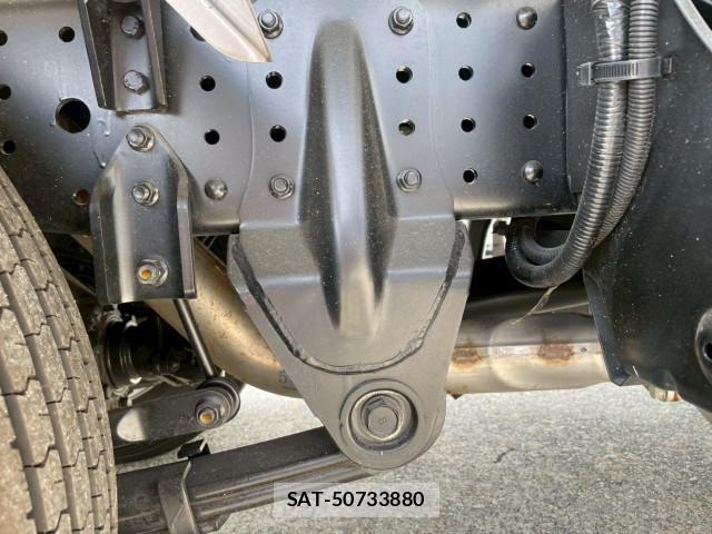 Mitsubishi CANTER 2026-03 8229122-22