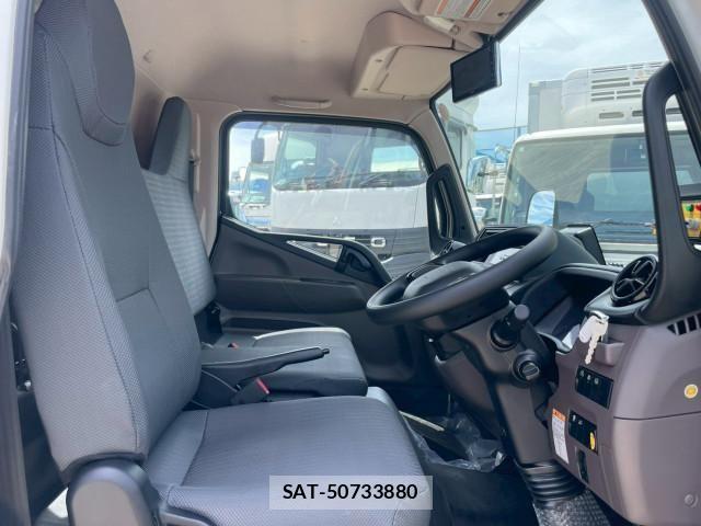 Mitsubishi CANTER 2026-03 8229122-27