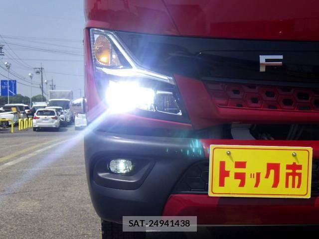 Mitsubishi CANTER 2022-09 8229126-2