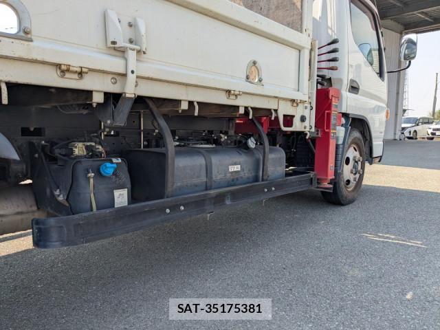 Mitsubishi CANTER 2018-10 8229151-19