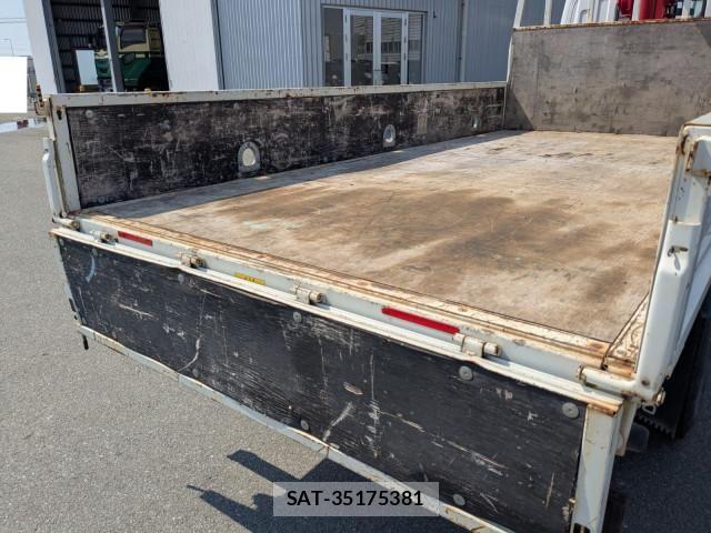 Mitsubishi CANTER 2018-10 8229151-21