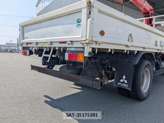Mitsubishi CANTER 2018-10 8229151-5