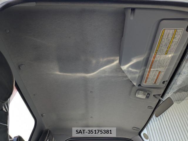Mitsubishi CANTER 2018-10 8229151-7