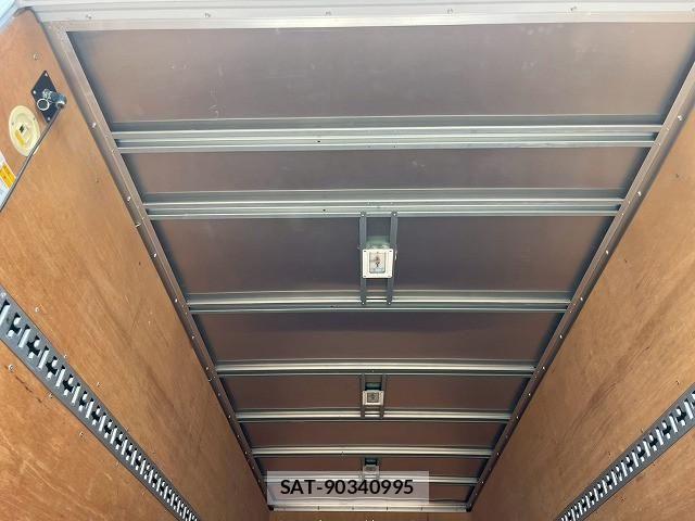 Mitsubishi CANTER 2015-07 8229188-10