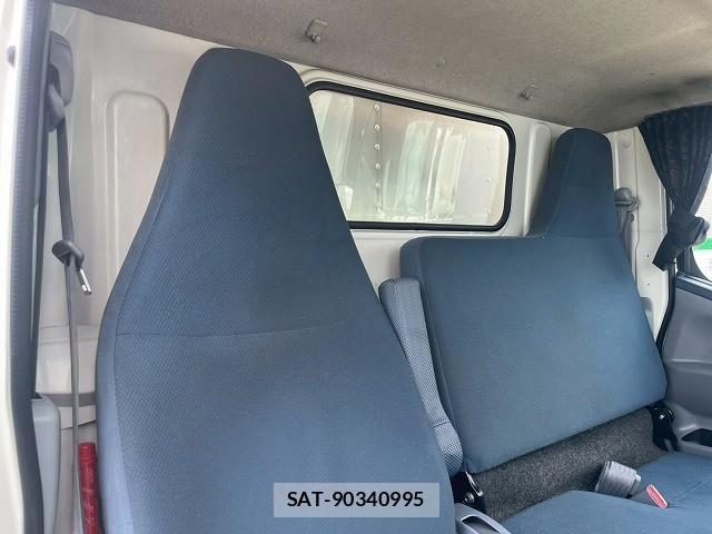 Mitsubishi CANTER 2015-07 8229188-20