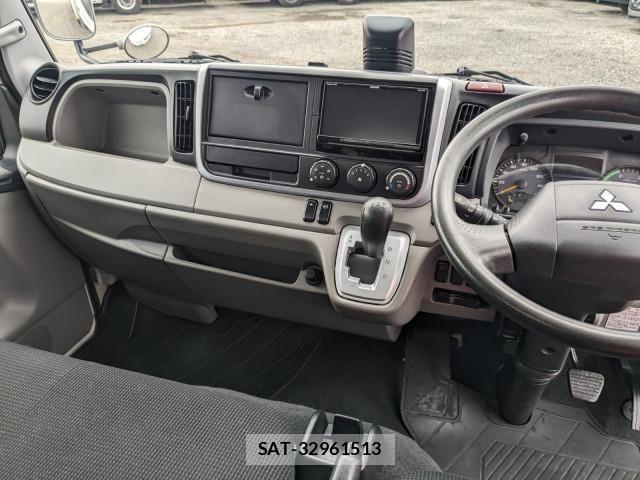 Mitsubishi CANTER 2019-07 8229168-9