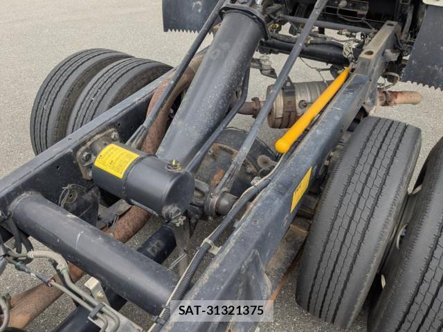 Mitsubishi CANTER 2017-05 8229194-16