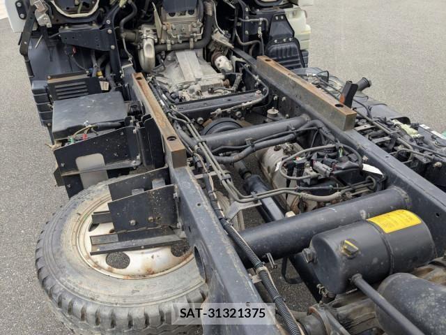 Mitsubishi CANTER 2017-05 8229194-17