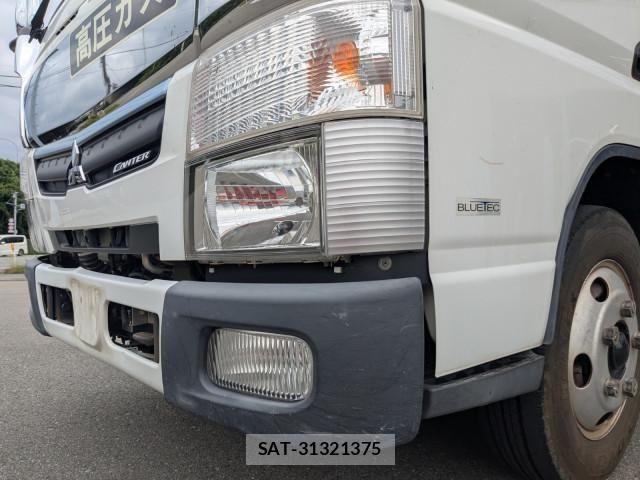 Mitsubishi CANTER 2017-05 8229194-24