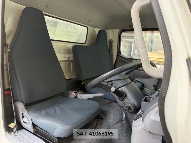 Mitsubishi CANTER 2015-03 8229187-15