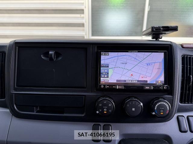 Mitsubishi CANTER 2015-03 8229187-17