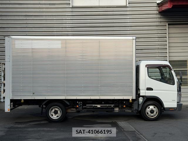 Mitsubishi CANTER 2015-03 8229187-3