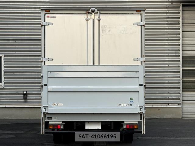 Mitsubishi CANTER 2015-03 8229187-4