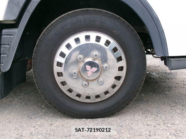 Mitsubishi CANTER 2014-03 8244782-9
